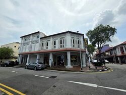 Joo Chiat Road (D15), Shop House #582243641